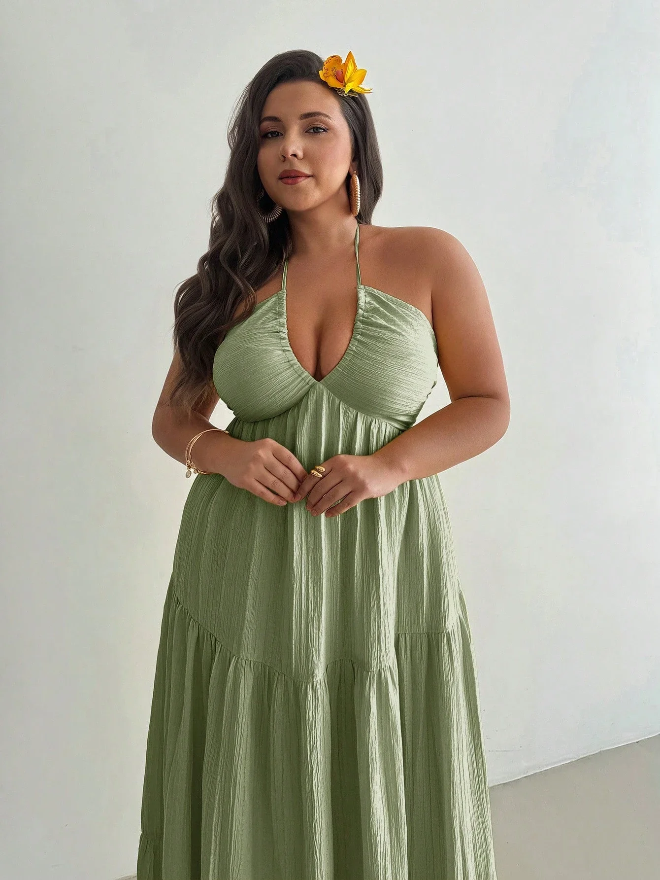 

Plus Size Sage Green Halter Backless Tiered Maxi Dress For Vacation Beach Wedding