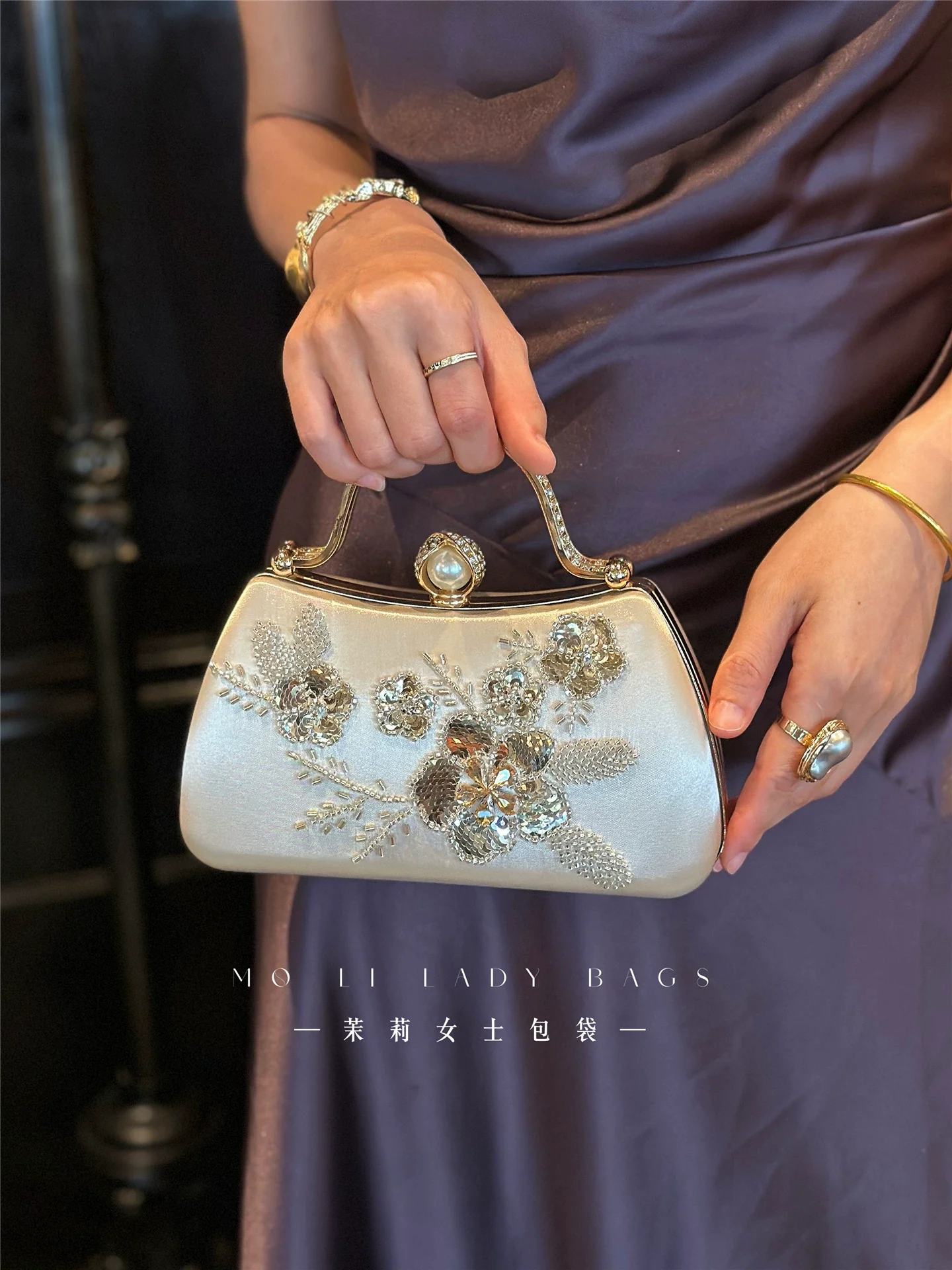Luxury Satin Beads Beaded Women Handbag Fashion Glitter Sequins Evening Bag Wedding Party Clutch Purse Shoulder Crossbody Bag
