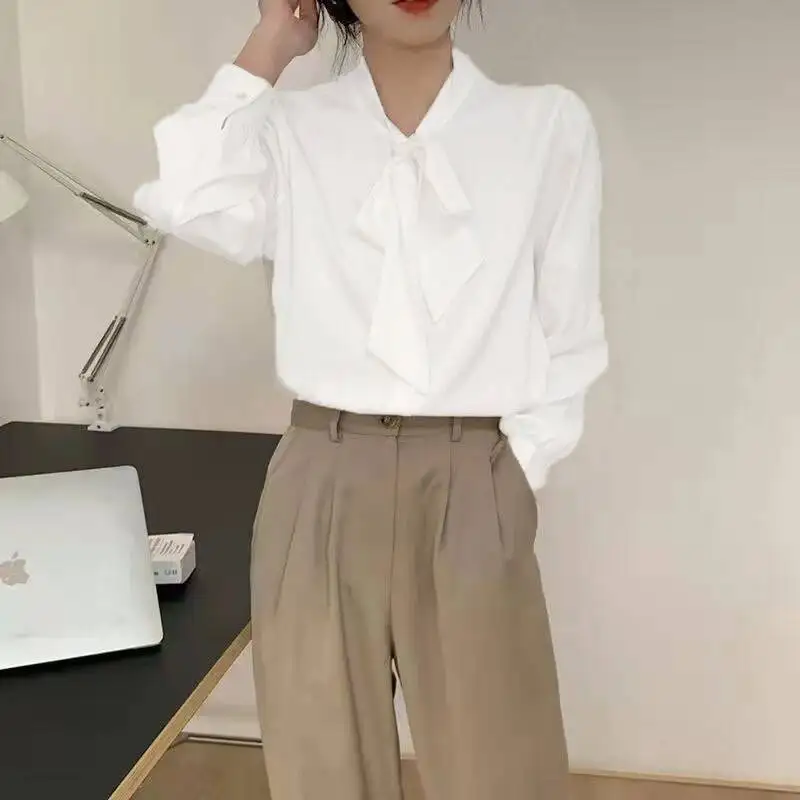 

Новая шифоновая рубашка на шнуровке с бантом, женская весенне-осенняя свободная мягкая блузка с рукавами-фонариками, белые рубашки во французском нежном стиле