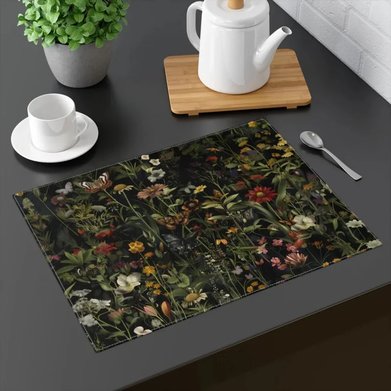 VIKAMA Dark Wildflower Cotton Placemats Set of 4, Heat Resistant Washable Floral Home Decor