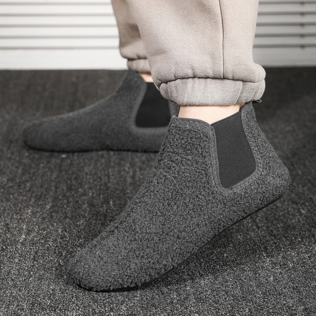 Men's Fuzzy Overlapping Slippers - Winter Warmth Indoor Home Shoes with Fuzzy Lining and Arch Support, Soft Cushioning Comfort,