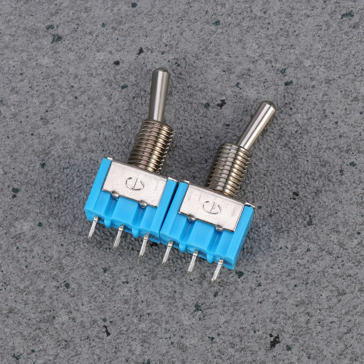 

20Pcs 2 Position on on Dpdt Toggle Switch 125V 6a Electrical Control Durable Lights Motor Use Comes Nut Flat Lock Washer