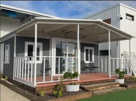 Easy Assemble Breathable Steel Luxury Mobile Container House Sandwich Panel 20ft/40ft Flat Pack Modern Office Building