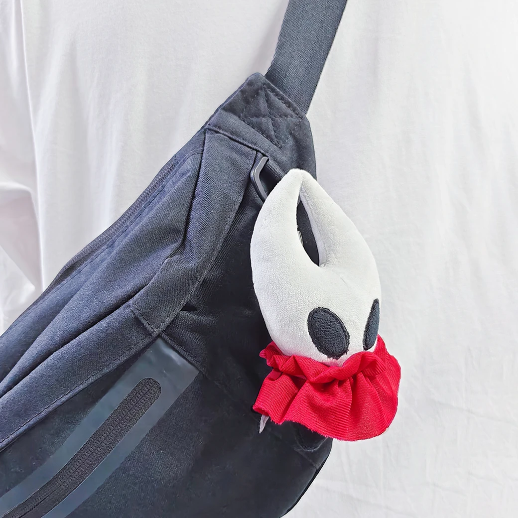 Hohle Silksong Plüschtier Hornet Figur Stofftier Puppe Spiel Little Sherma Knight Plüschtiere Rucksack Anhänger Jungen Kinder Geschenke