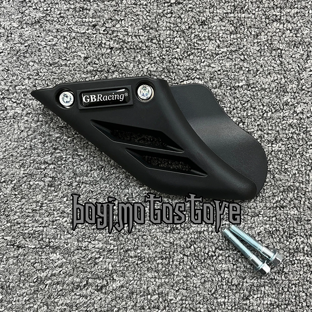 CGA06 Защита НИЖНЕГО ЦЕПИ для TRIUMPH Street Triple (R) 2007-2016 и Daytona 675R 2011-2016 и Daytona 675 2006-2010, левая рука CGA06 Защита НИЖНЕГО ЦЕПИ для TRIUMPH Street Triple (R) 2007-2016 и Daytona 675R 2011-2016 и Daytona 675 2006-2010, левая рука