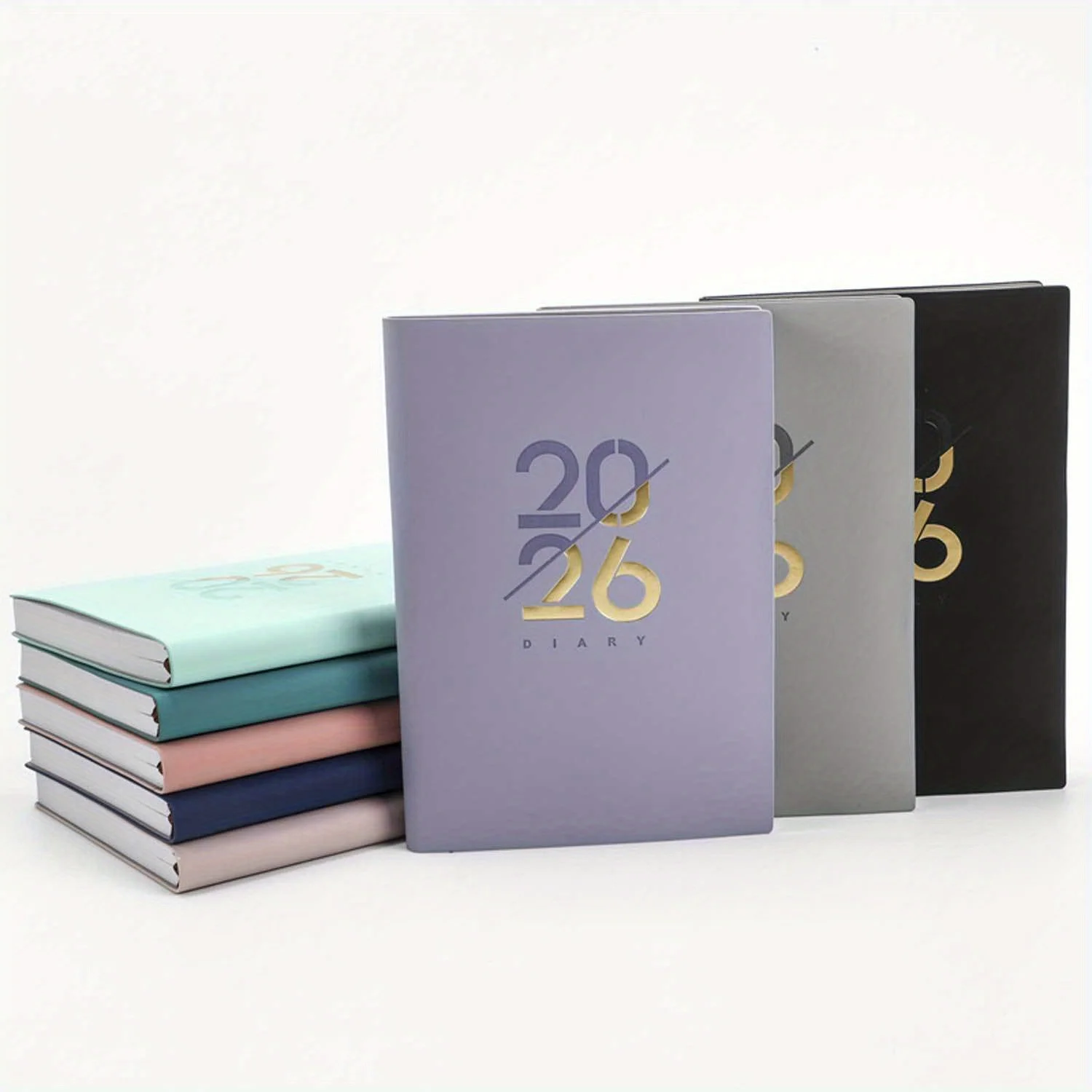 جدول 2026 - خطة تشطيب من الجلد الصناعي، مع تخطيطات شهرية وتسجيل ذاتي وإدارة الوقت