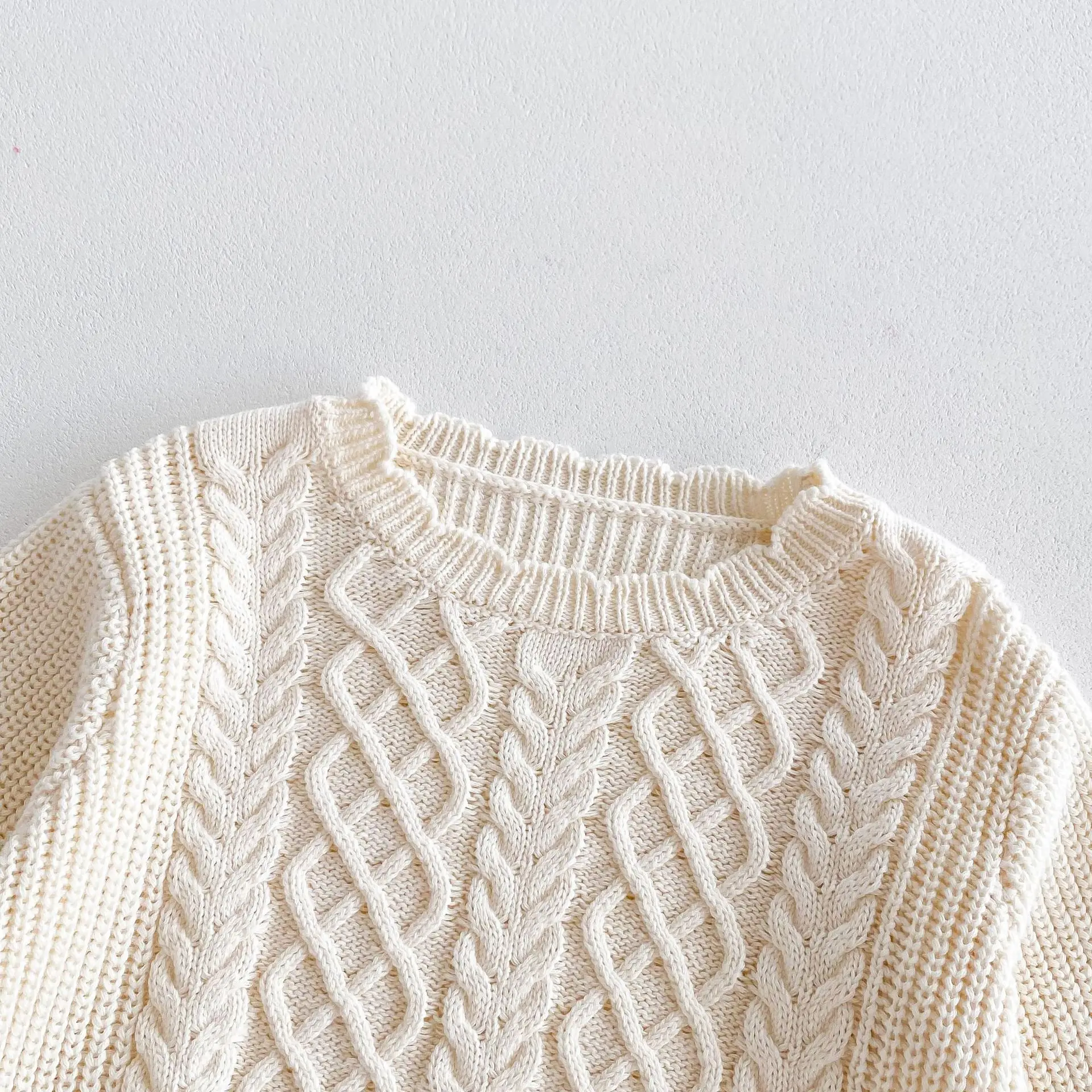 Autumn Fashion Girl Knitted Twist Long Sleeve Pullover Sweaters Solid Girls Cotton Knit Shirt Baby Warm Tops Children Clothes
