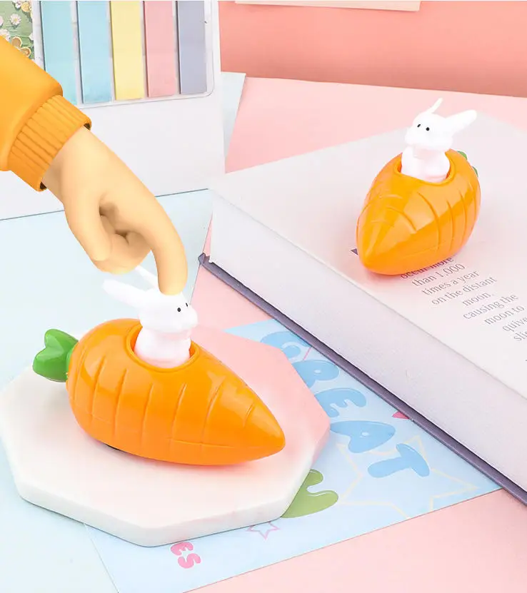 5 pezzi di cartone animato pasquale carota coniglietto inerzia auto giocattoli carino carota coniglietto pull-back auto divertimento per bambini piccolo giocattolo regalo per feste all'ingrosso
