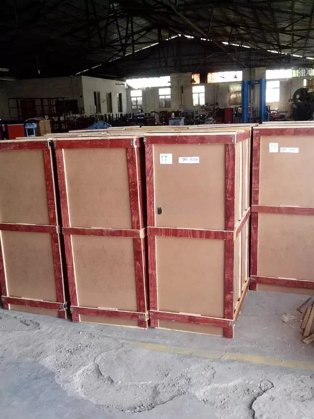 ماكينة آيس كريم صلبة إيطالية تجارية 530*500*700 مللي متر