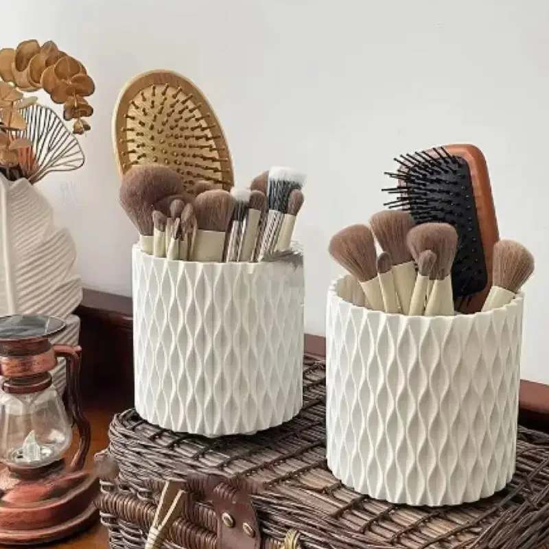 360 Rotation Large Capacity Makeup Brush Bucket Lipstick Eyebrow Pencil Eye Shadow Brush Storage Cartridge Portable Brush