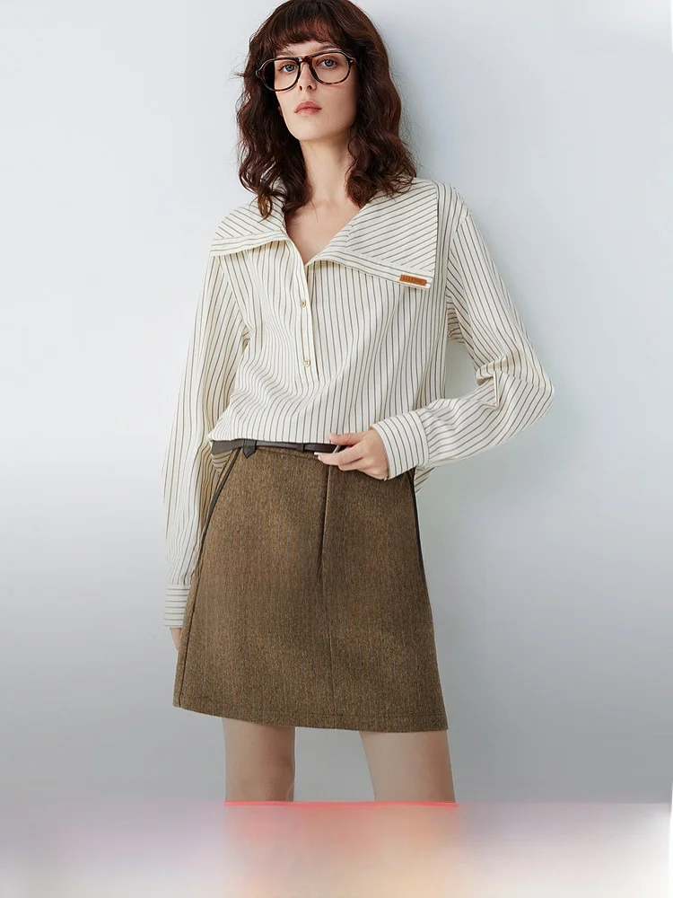 

ELLE Caramel Striped Texture Irregular Collar Women's Shirt Spring 2026 Design Sensation Shirt Commute Style Loose Fit