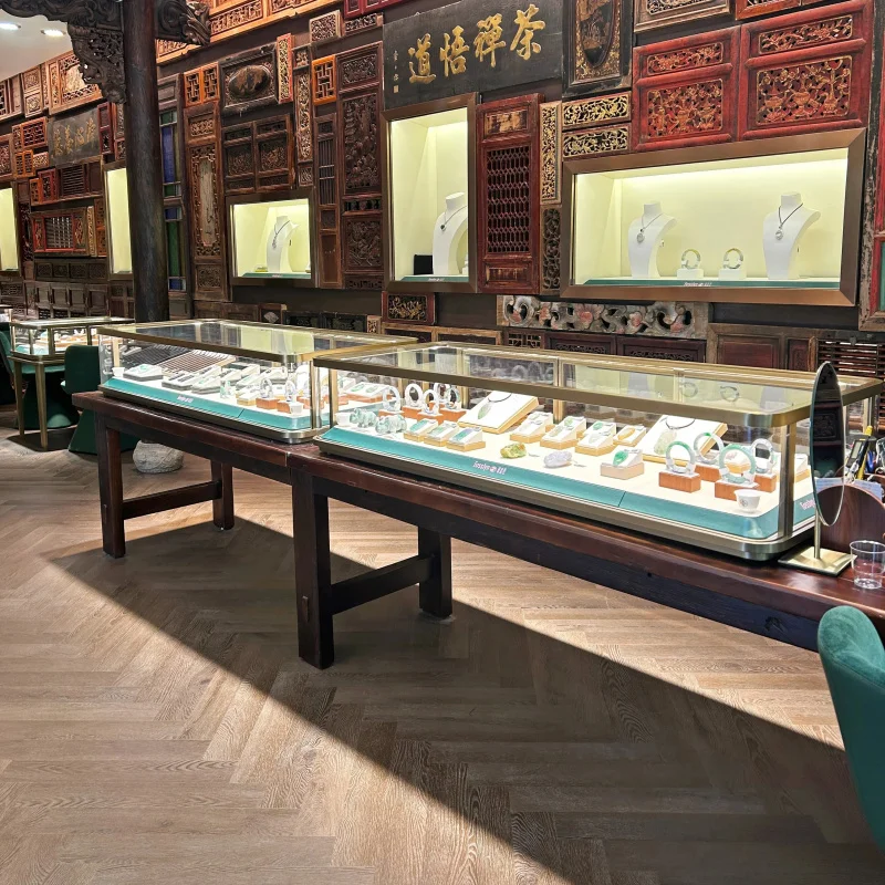 custom.Luxury Jewelry Showcase Cabinet Black Gold Table Glass Cabinet Interior High-End Boutique Fitting Bespoke Design Direct F