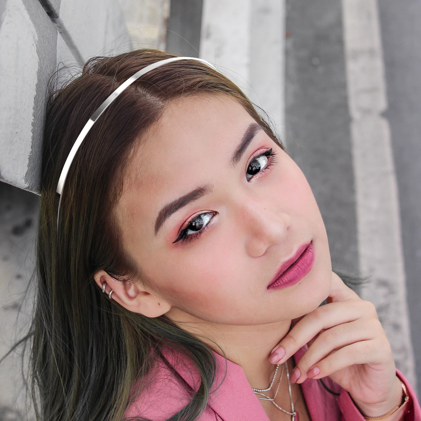 

12Pcs 5mm Stainless Steel Women's Headband Silver Hair Bands Metal Headwear for Daily Use Photo Shoots Sports Metal Headband