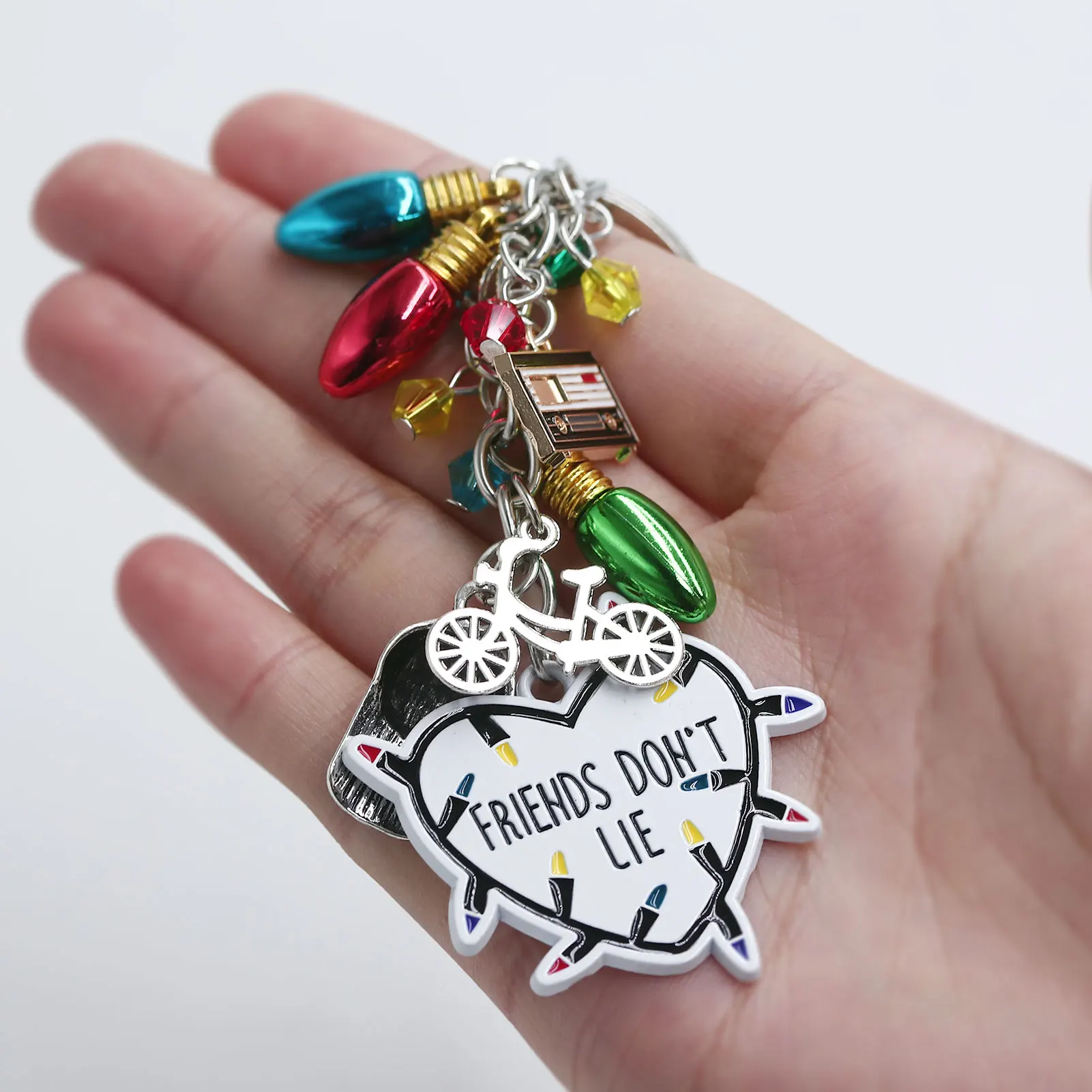 Strange Language - Metal Keychains Car Keychains Bag Charms Heart-Shaped Light Bulb Combination Pendants Collectible Gifts