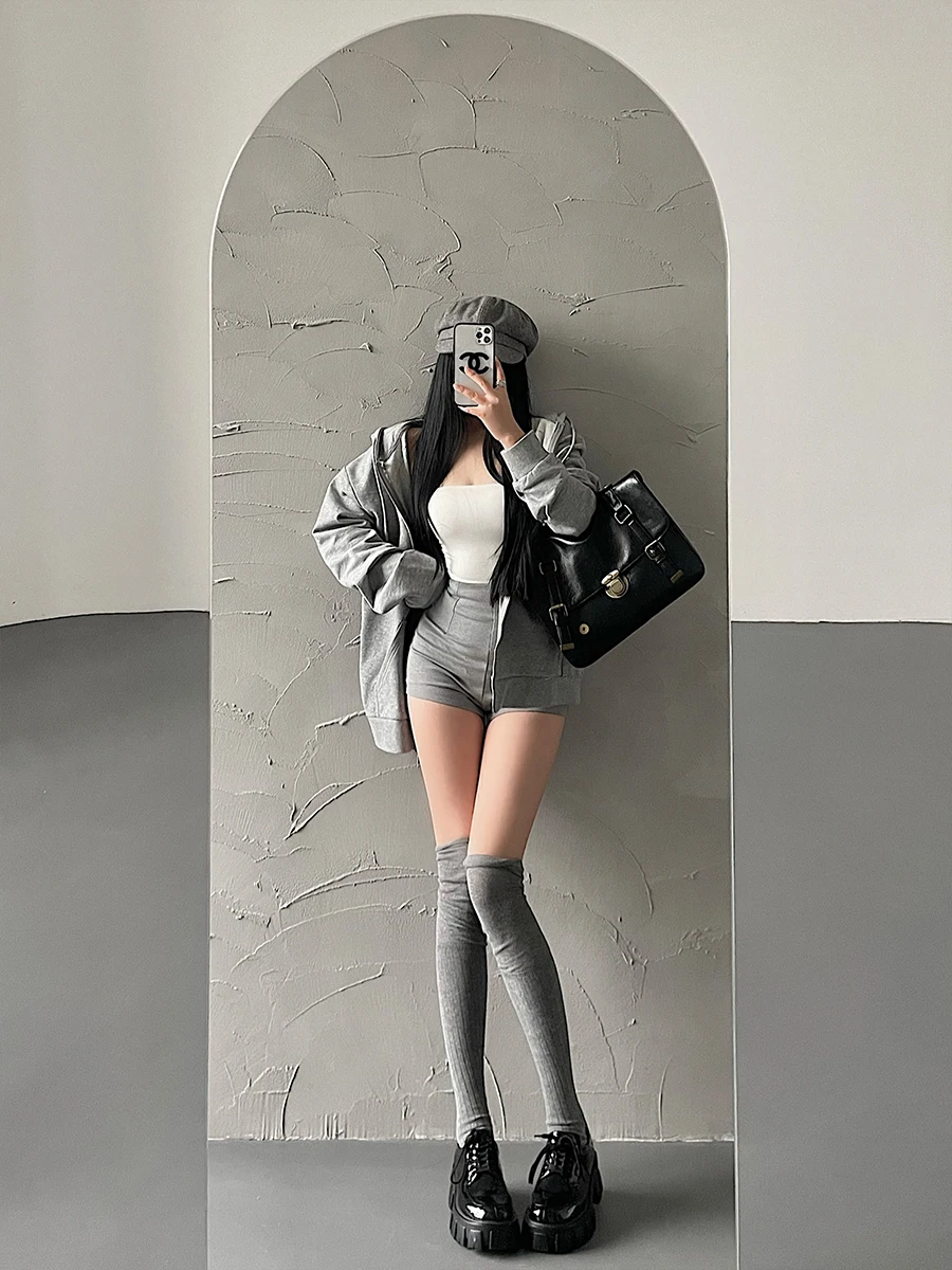 Jaqueta esportiva foada com zíper duplo e design de orelhas de do, casual e confortável, de aodão, para mulheres.