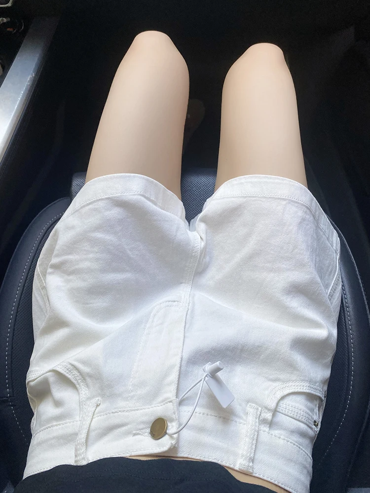 

Белые джинсовые шорты в корейском стиле с высокой талией, женские модные универсальные шорты длиной три четверти, летняя новинка