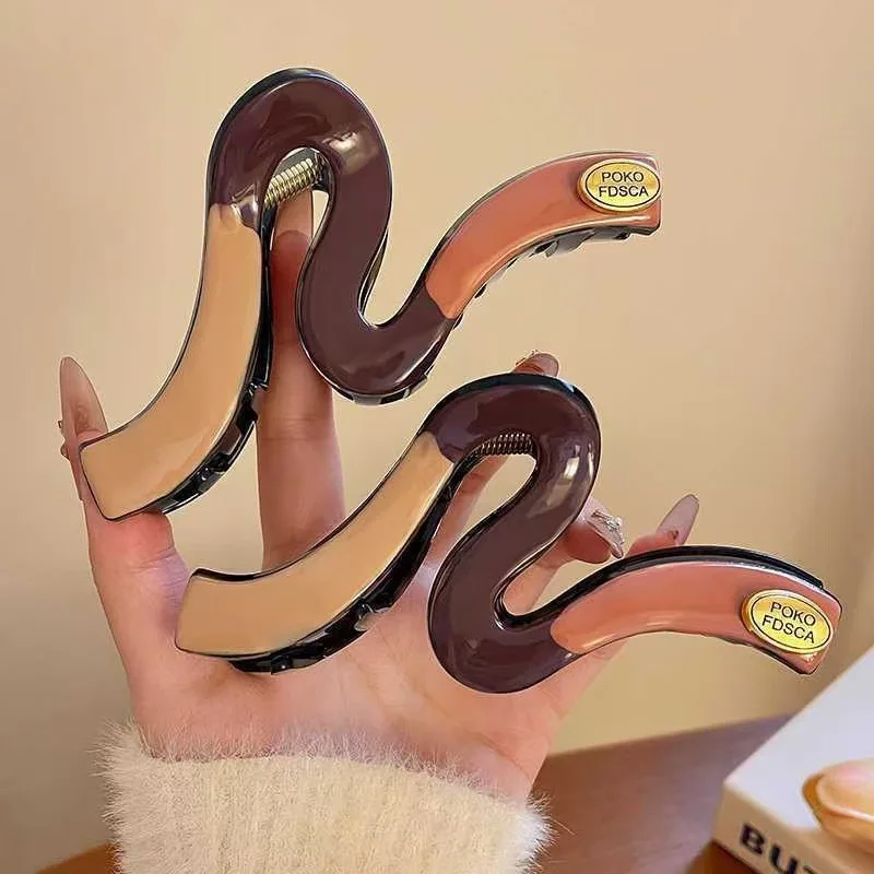 

French-Style Minimalist Color-Blocking Wave Large Hair Clip For Women Shark Clip Hair Accessory