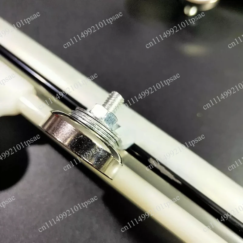 Mold protection curtain, machine retractable curtain, 350mm opening distance, 750mm product splash cover