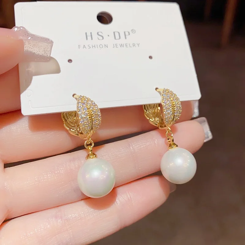 French Light Luxury High-End Leaf Pearl Ear Buckle Celebrity Style Elegant Gentle Temperament  Earrings