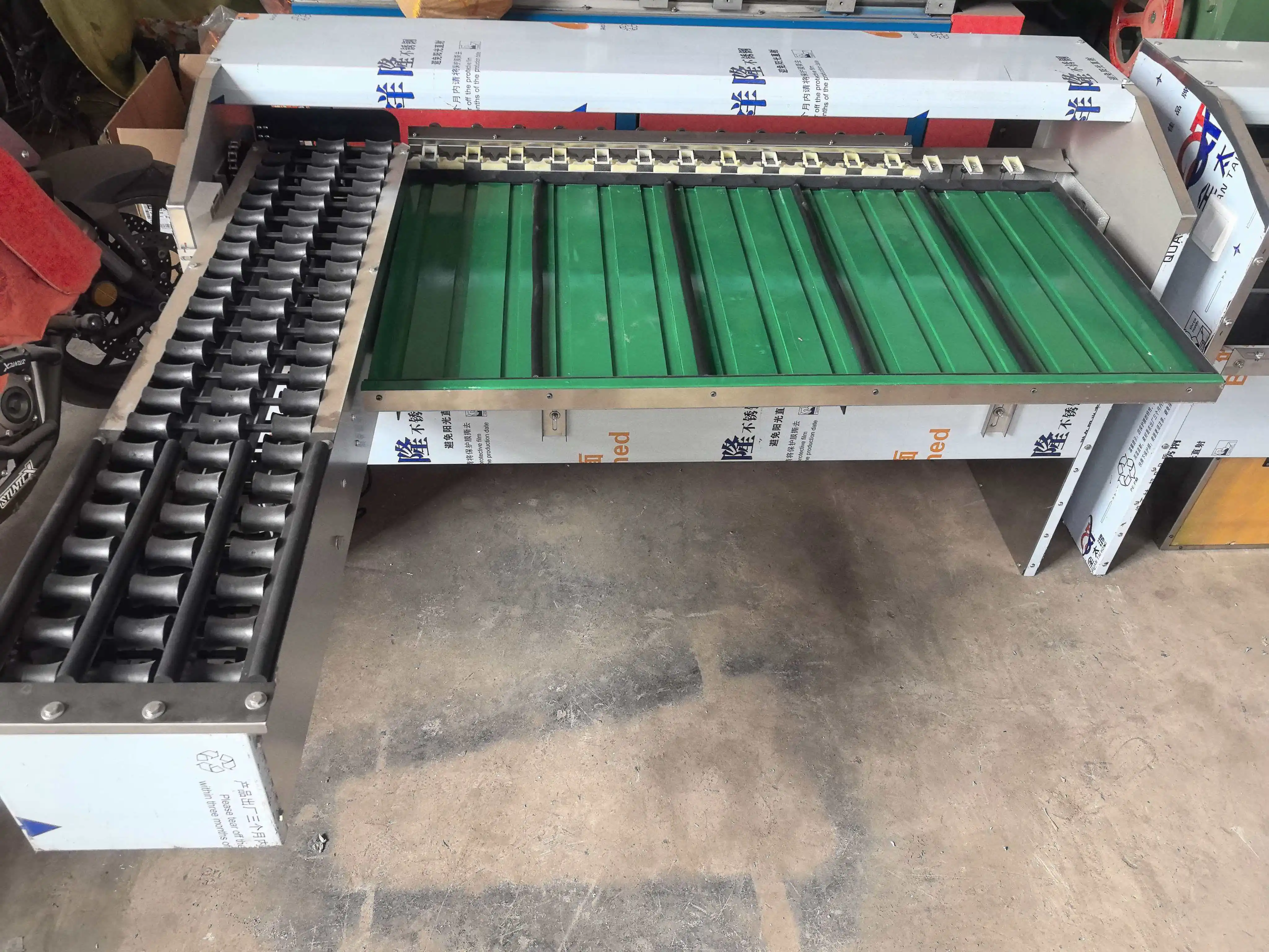Customizable Chicken Egg Grader with Light Inspection 304SS 5400pcs/h Automatic Weight Sorting 5 Grades for Hatchery