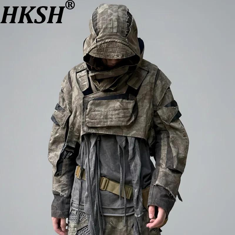 

HKSH Spring Autumn New Man's Tide Punk Waste Land Deconstructed Multi-Wear Desert Camouflage Patchwork Rivet Short Jacket HK9790
