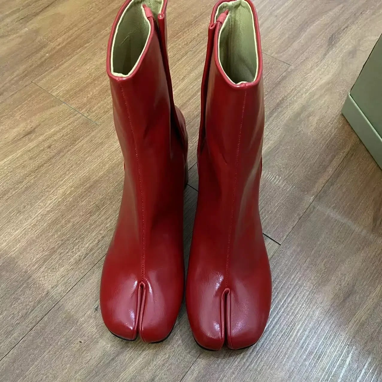 Deep Red Designed Fashion Women Short Boots Middle-calf Round Low Heel Square Tabi Toe Solid  Button Autumn Winter Ladies Shoes