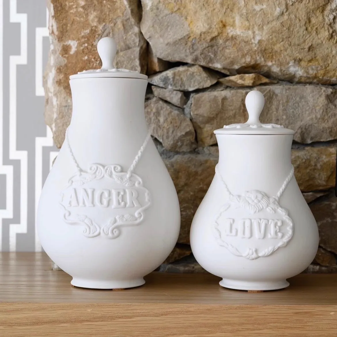 

24cm White Ceramic Creative Storage Jar Home Decor Crafts Room Decoration Porcelain Figurine Vintage Decorative Cans Gifts