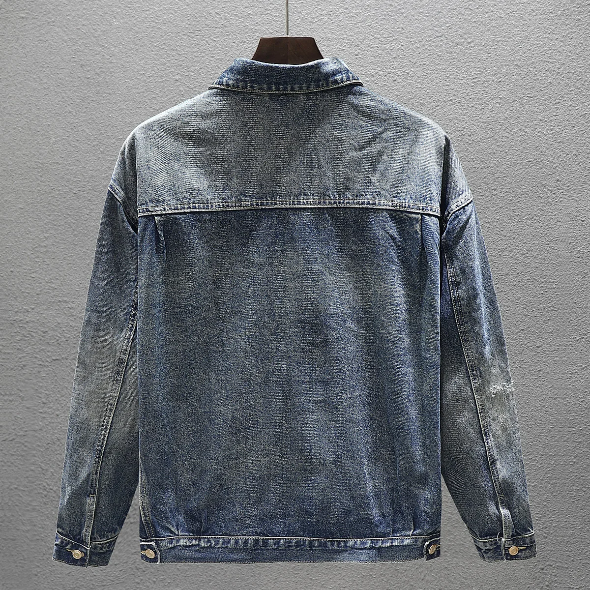 Ripped Men's Denim Jacket Loose Lapel Casual Vintage Distressed Coat Male Big Pocket Hip Hop Jeans Jackets Male Streetwear