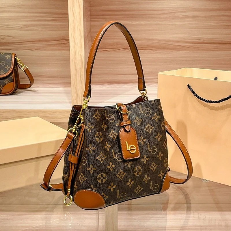 

Minimalist Vintage Diaper Bag For Women Elegant Crossbody Bag Luxury Designer Tote Leather Textured And Trendy Creation