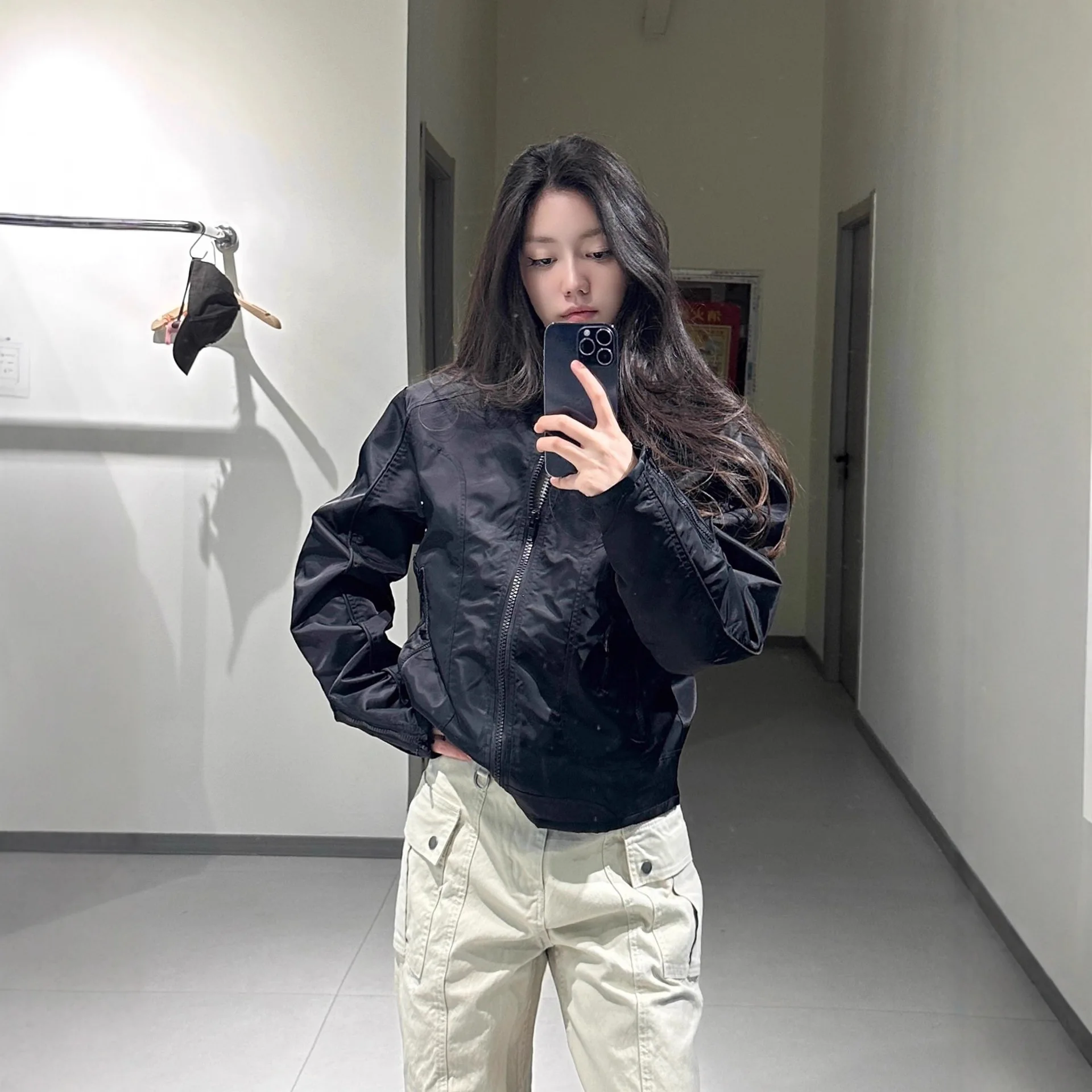 

2026 New Spring Autumn Men's & Women's American Vintage Cropped Zip Up Jacket Black Clean Fit Stand Collar Bomber Jacket