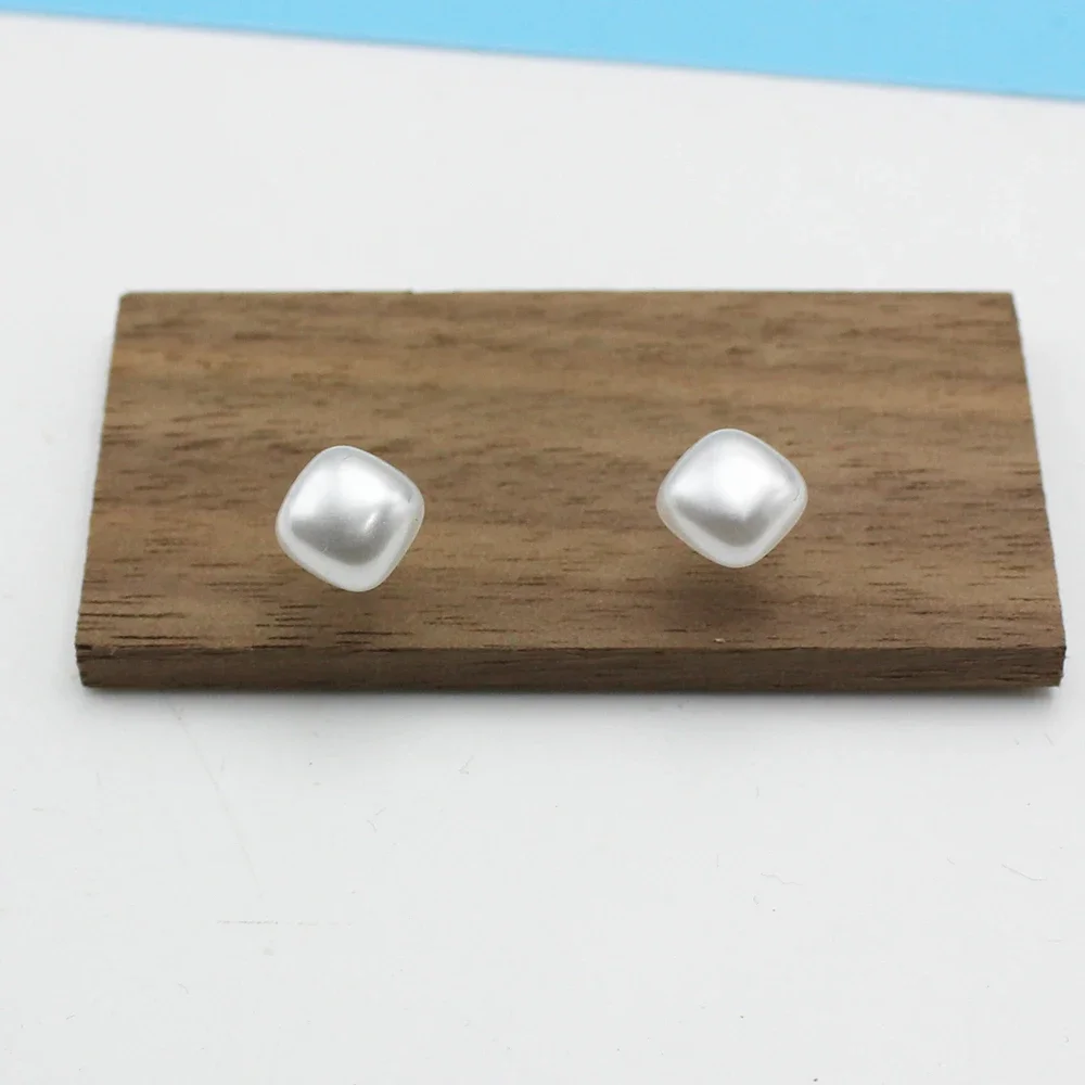 White Color 8mm Square Imitation Pearl Stud Earring for Women Elegant Romantic Temperament Jewelry Accessories Wedding Girl Gift
