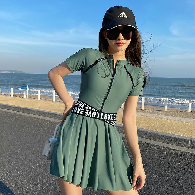 

Korean Sexy Fairy Fan Split One-piece Hot Swimsuit Female Conservative Skirt Style Small Flying Sleeves Fresh Student Swimwear