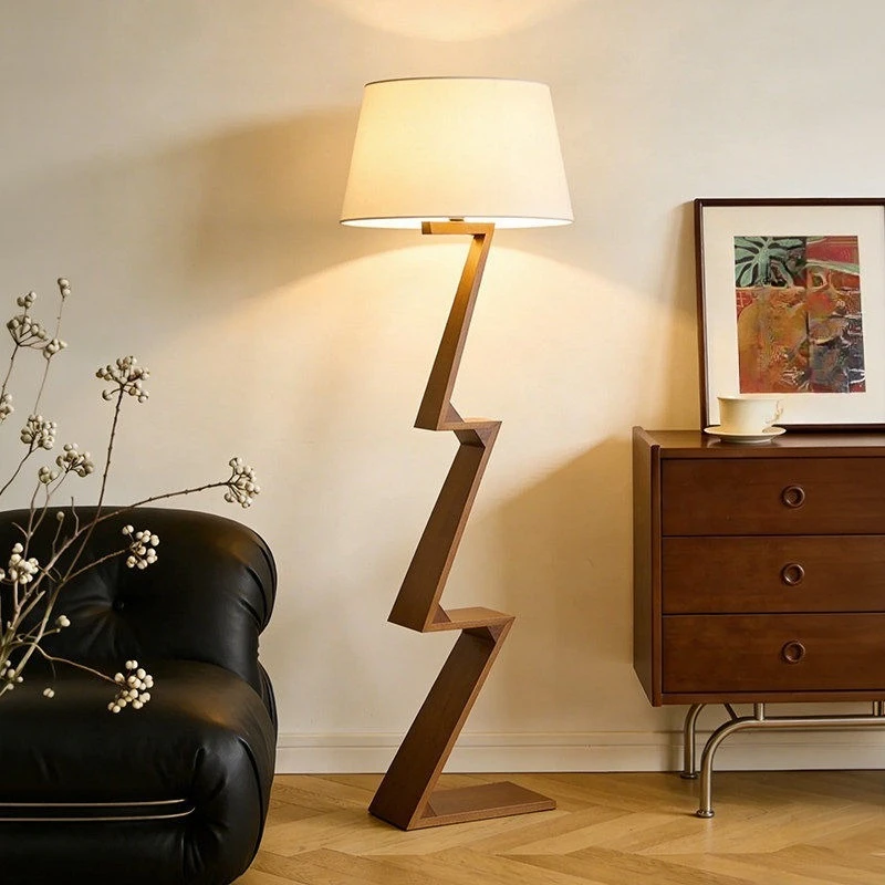 Floor lamp next to living room sofa Solid wood retro shelf Bookshelf Bedroom ambient light