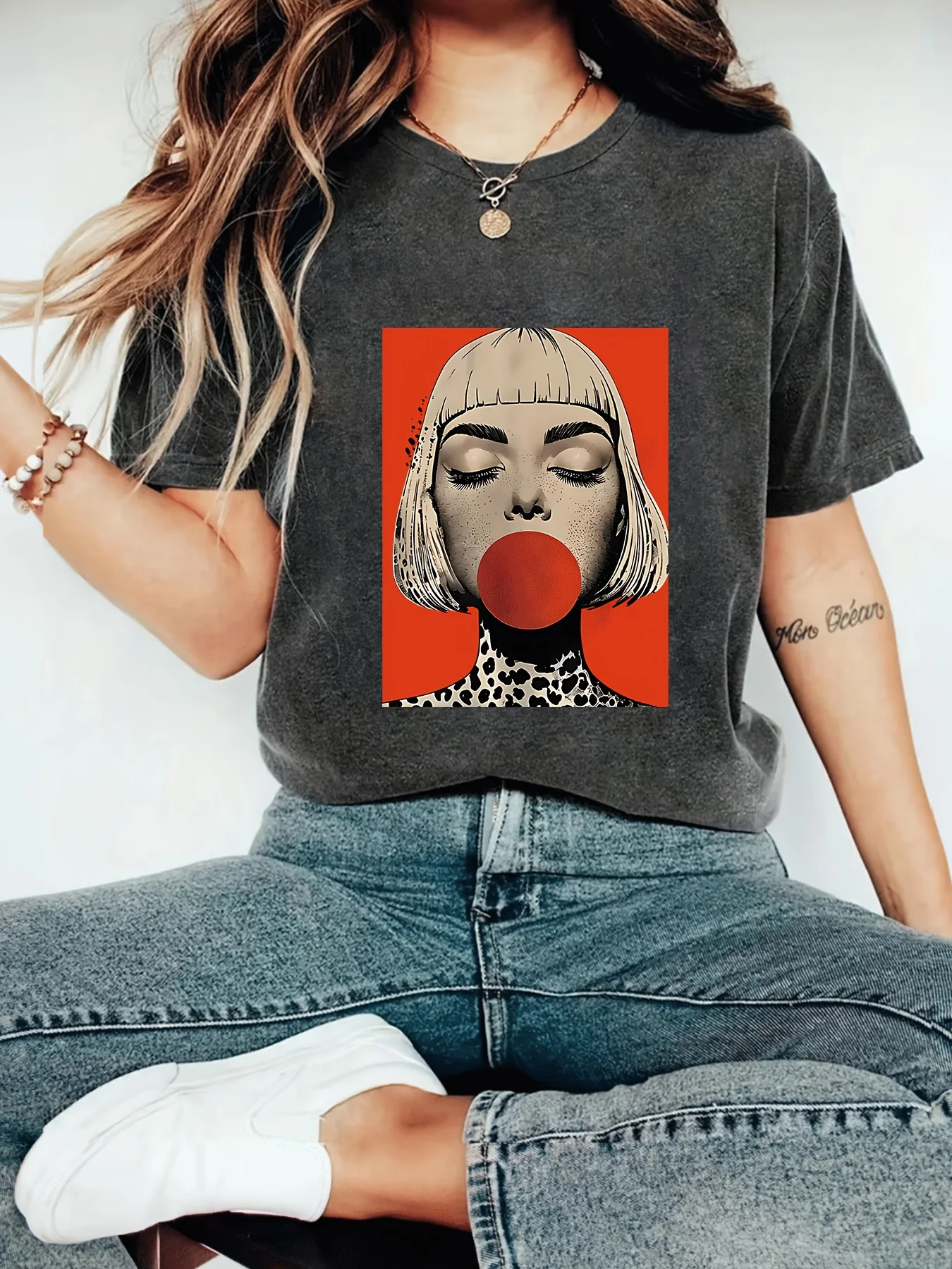Women'S Summer T-Shirts Feature a Loose, Comfortable Fit with Versatile Casual Styling, Ideal for Daily Commuting Looks. Paired with Vintage Bubble Gum Leopard Collar Printed Patterns, They Exude an Elegant Yet Minimalist Vibe