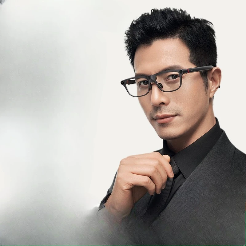 AI glasses, black technology belt display, photo shooting AR real-time simultaneous interpretation, prompt audio glasses