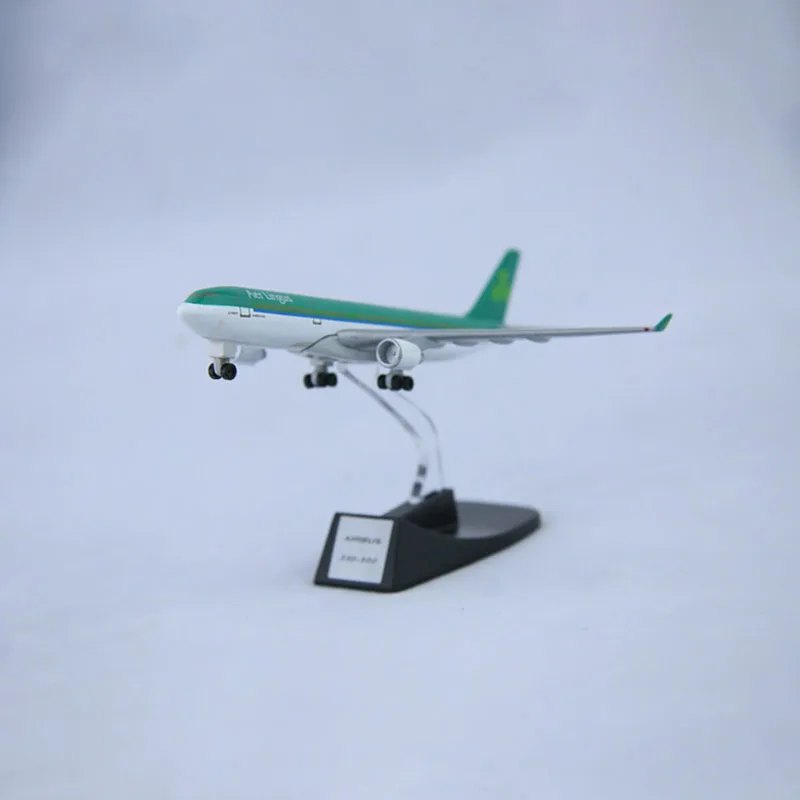 

13cm Ireland Airlines Air-bus 330 Aer Lingus Airplane Alloy Air-craft Model Diecast Plastic Alloy plane For Children