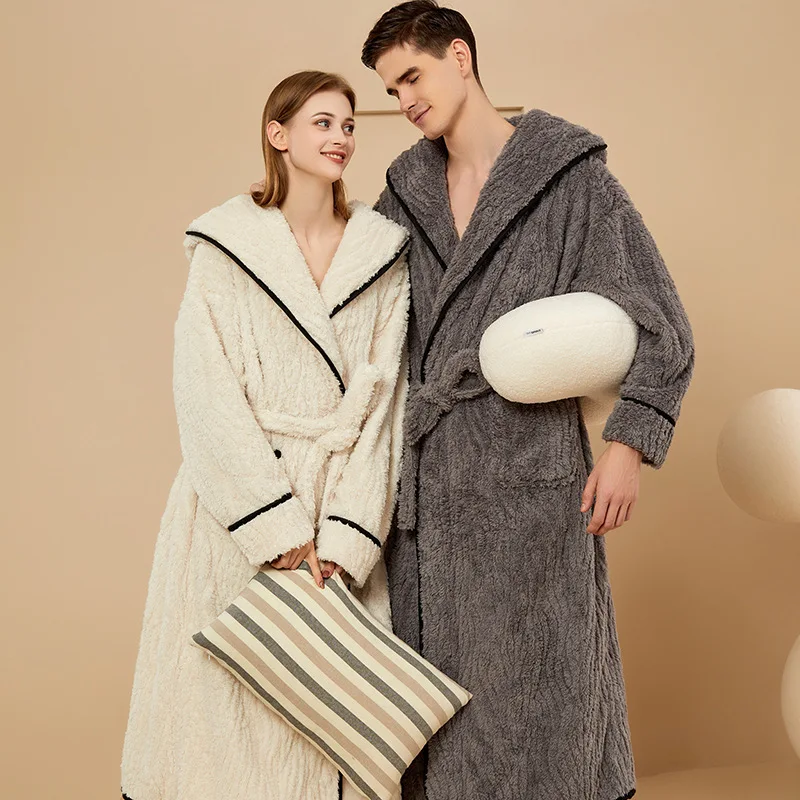 

Winter Flannel Couple Bathrobes Long Sleeved Men Women Homewear Warm Thicken Oversized Kimono Robes Gown Hoodies Blanket