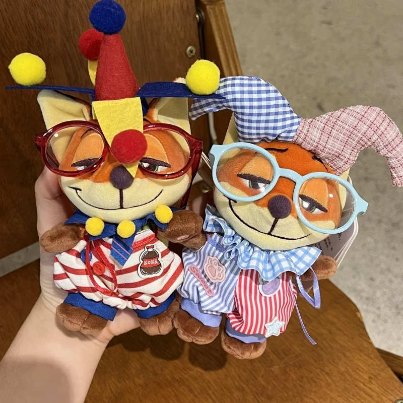 

New Best-selling Anime Cartoon, Cute and Crazy Zootopia Glasses Costume, Nick Fox Keychain, Super Cute Clown Bag Pendant