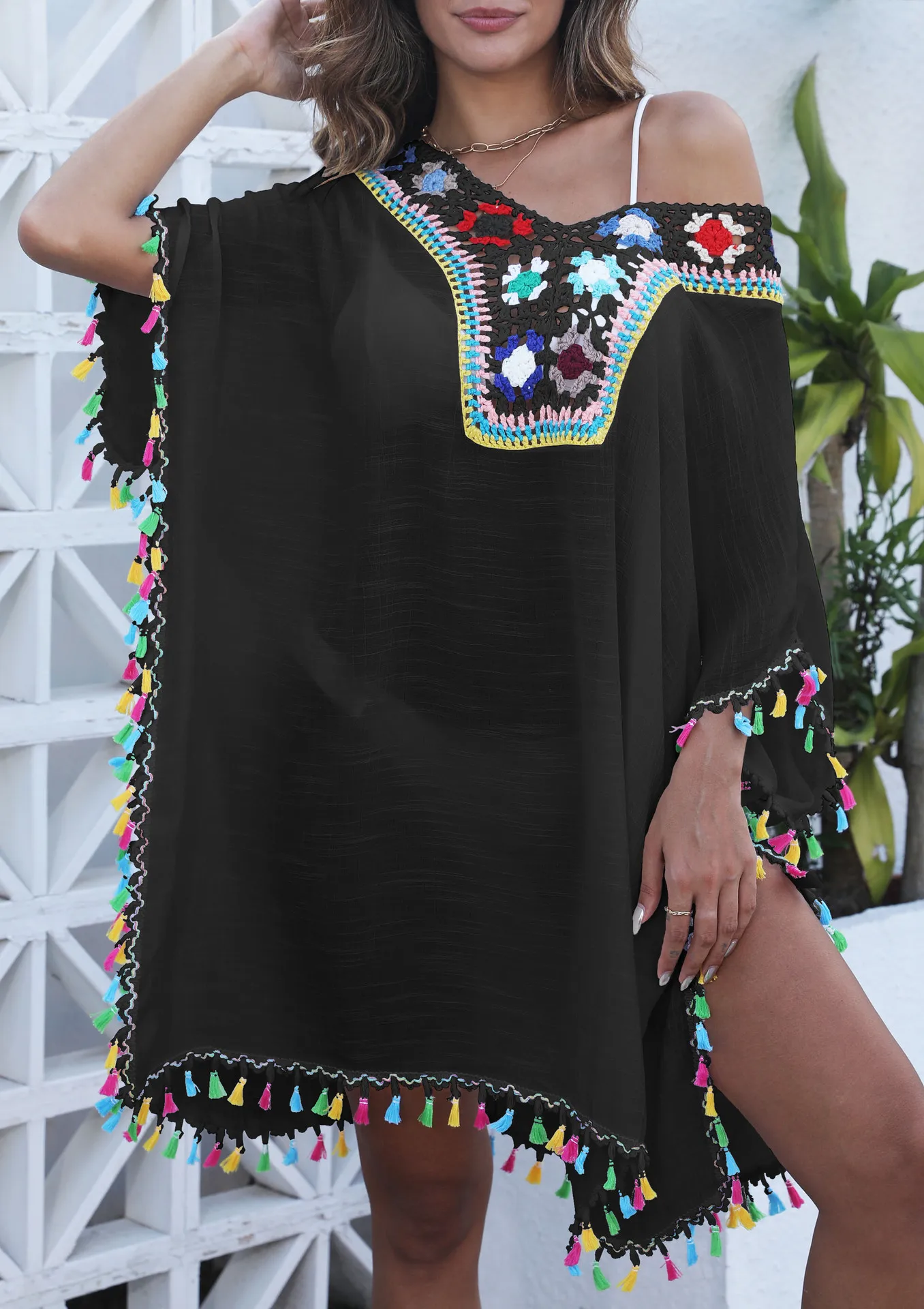 ملابس شاطئ نسائية بشراشيب بوهو ، تغطية شاطئ صيفية فاخرة ، ملابس بحر سوداء محبوكة ، فستان شمسي بشراشيب أبيض على البحر ، موضة ،