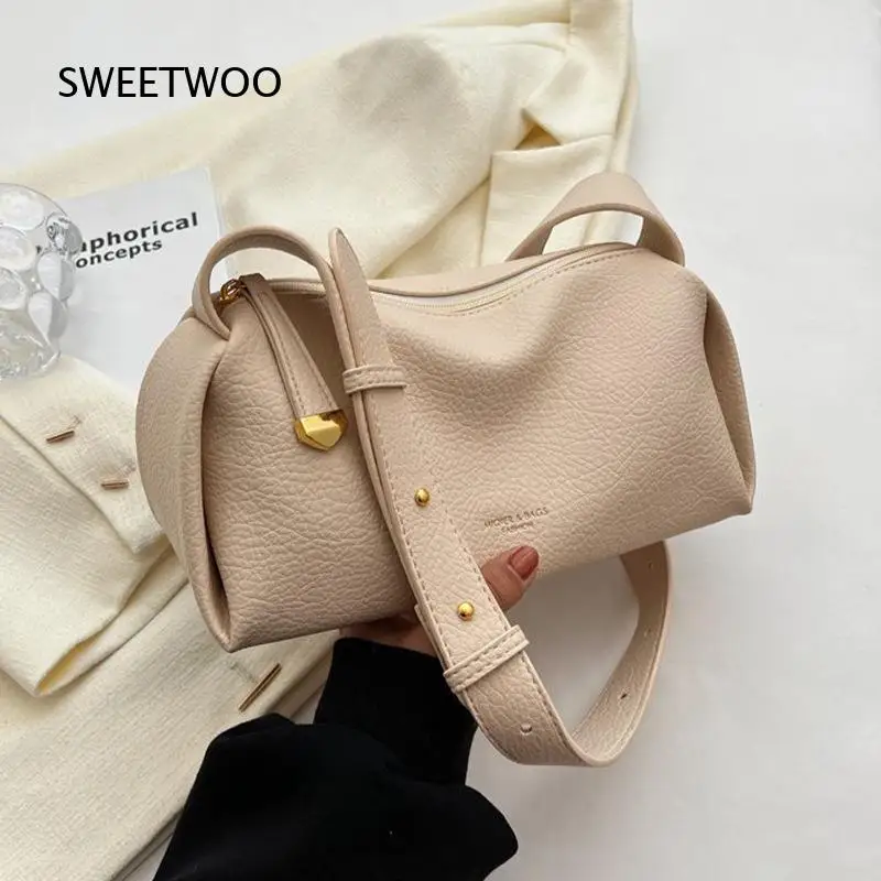 Beige Soft Faux Leather Hobo Crossbody Bag Women Wide Adjustable Strap Zipper Casual Daily Shoulder Handbag