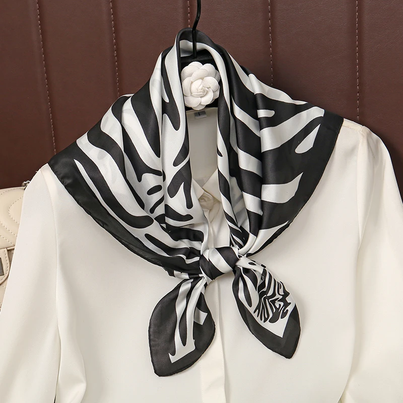2025 Beach Hijab Stoles Silk Scarf for Women Flower Print Square Shawl Wraps Echarpe Neck Tie Female Hair Band Headkerchief