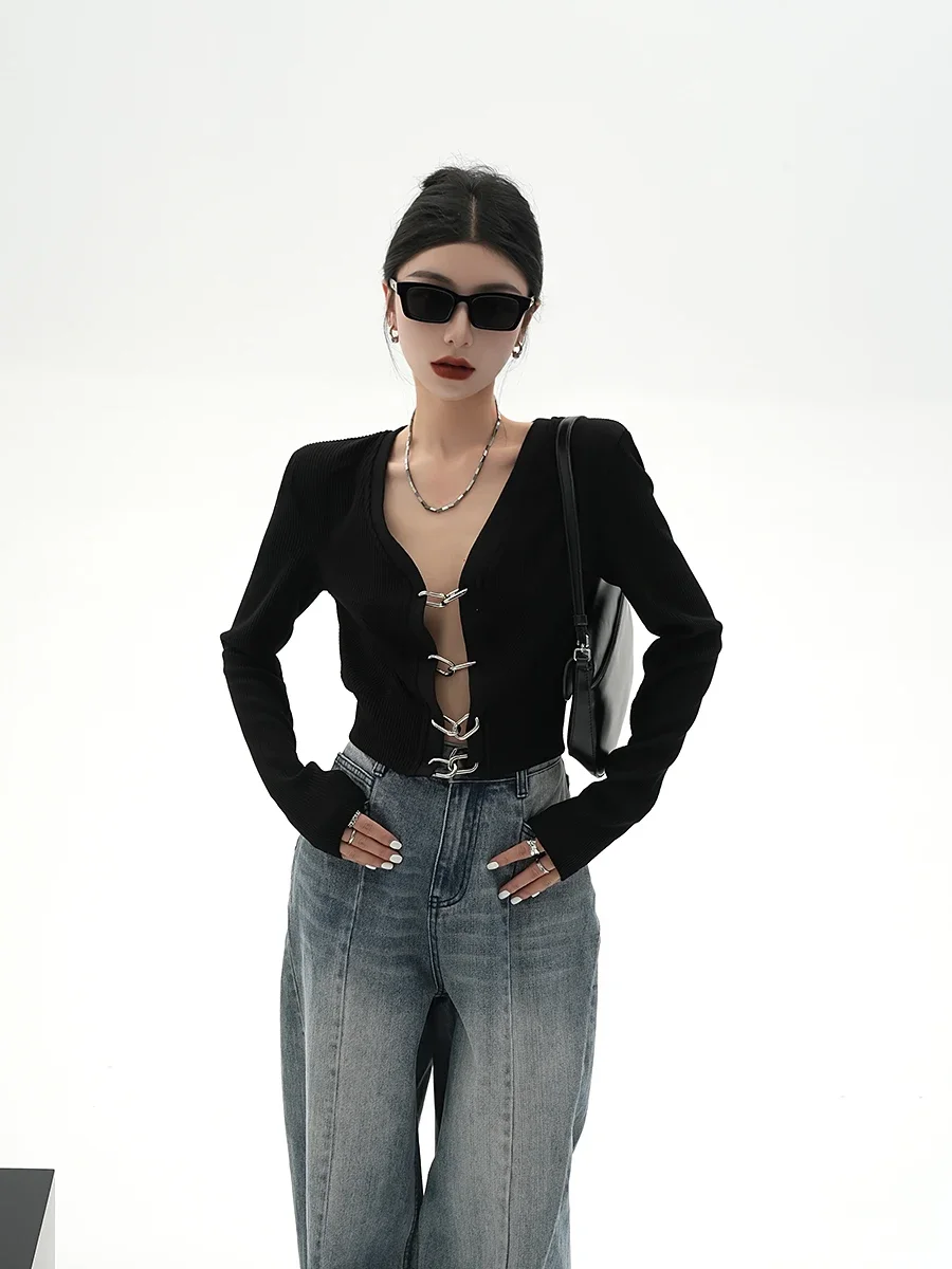 

Gothic Shirt Women Fashion Grunge Long Sleeve Metal Buckles Open Stitch Top Y2k Aesthetic High Waist Clothes Streetwear Cardigan