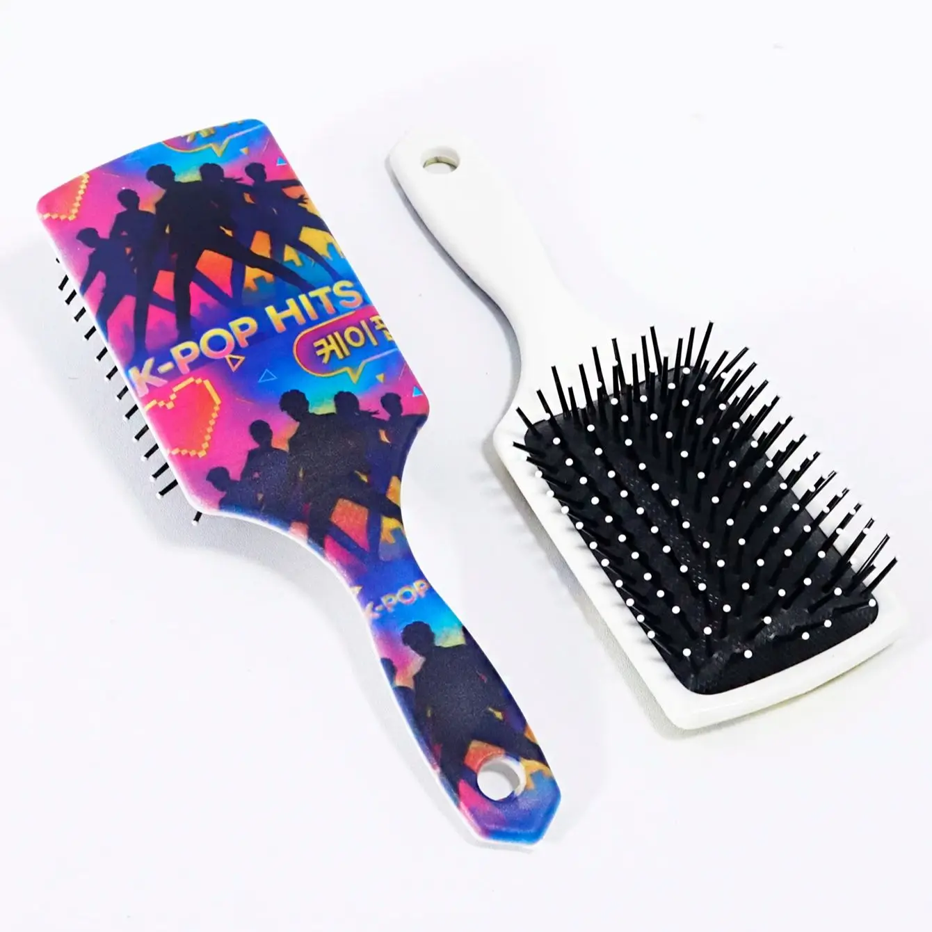 

K-pop Korean Wave Dance Theme Hair Brush - Anti static and Anti knotting Scalp Massage Comb, Special for Real Hair Wigs