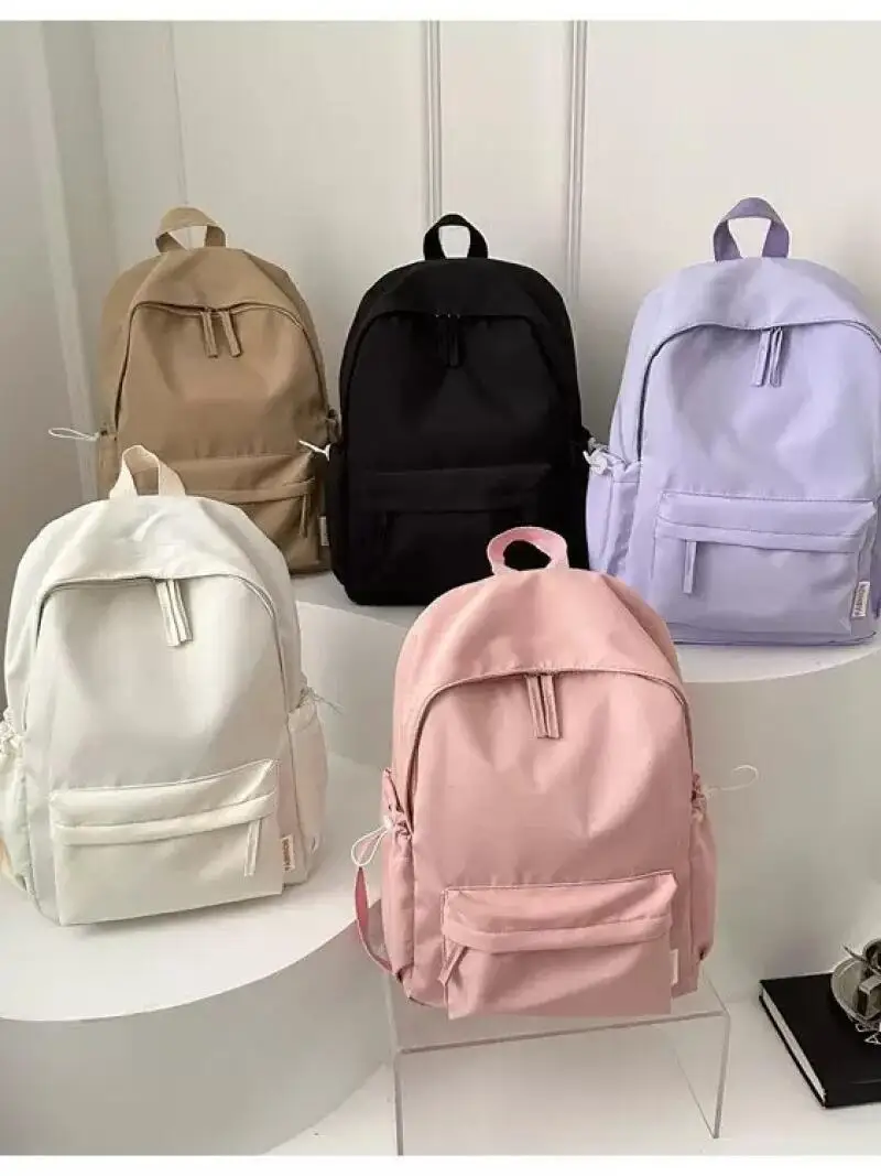 New Fashionable and Simple Casual Backpack with Comfortable Multi Pocket Waterproof Design for Commuting Men and Women