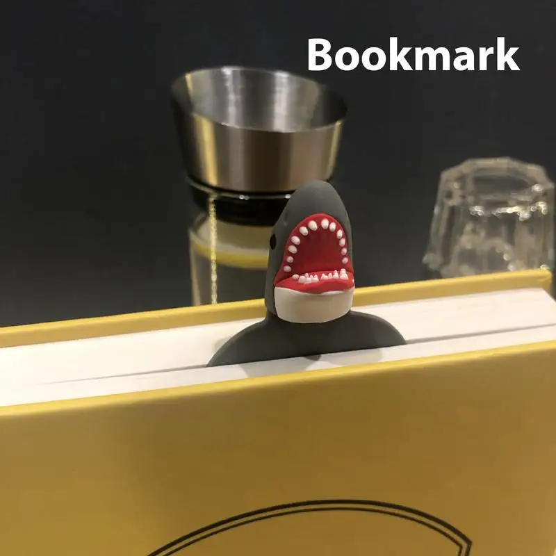 1PC 3D Stereo Bookmark Creative PVC Cartoon Marker Book Clip Shark Crocodile Bookmark Of Pages Kids Gifts School Stationery