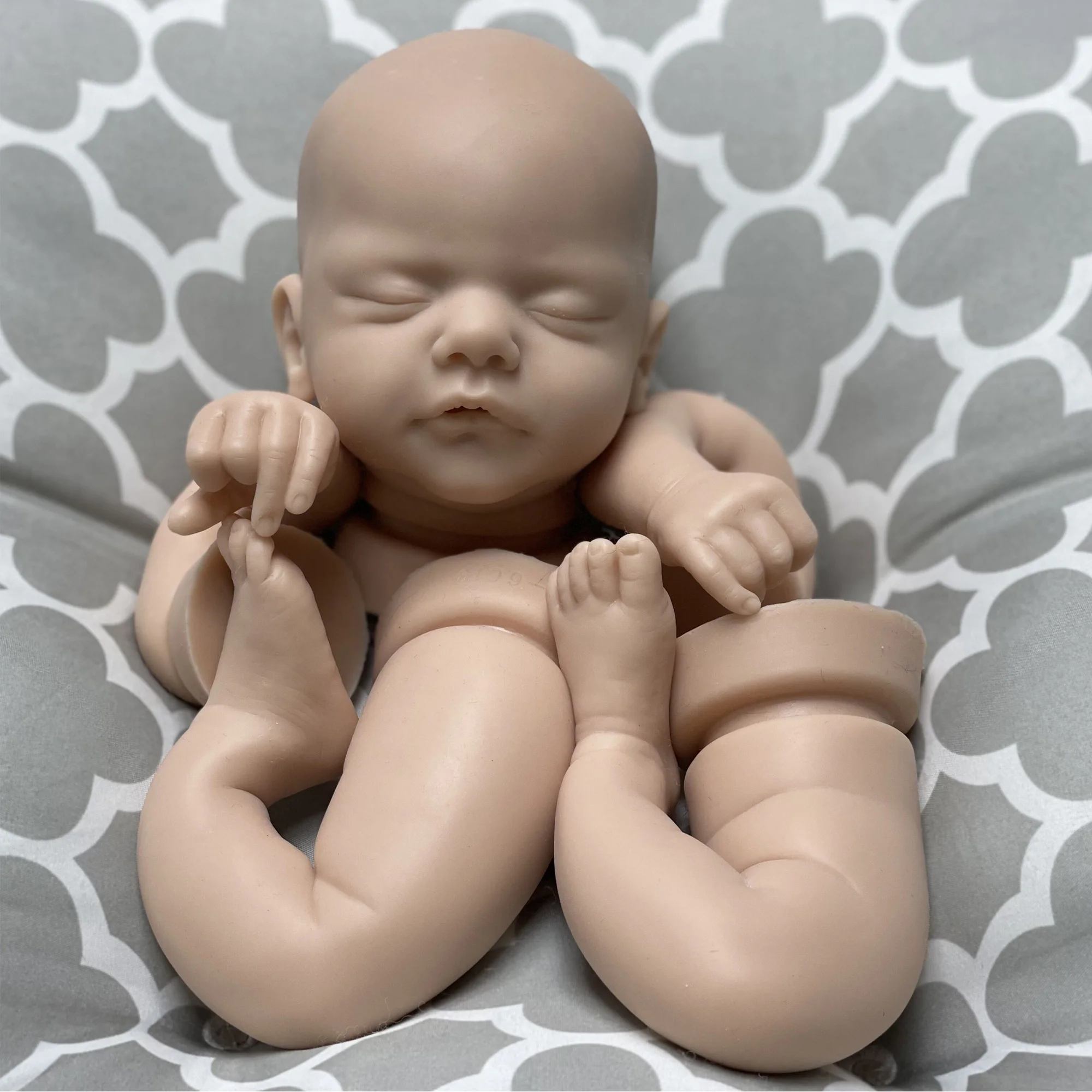 18-20 Inch Sam Soft Solid Silicone Reborn Doll Kits Painted/Unpainted Bebe Reborn Kits Bonecas DIY Unassembly Doll Accessories