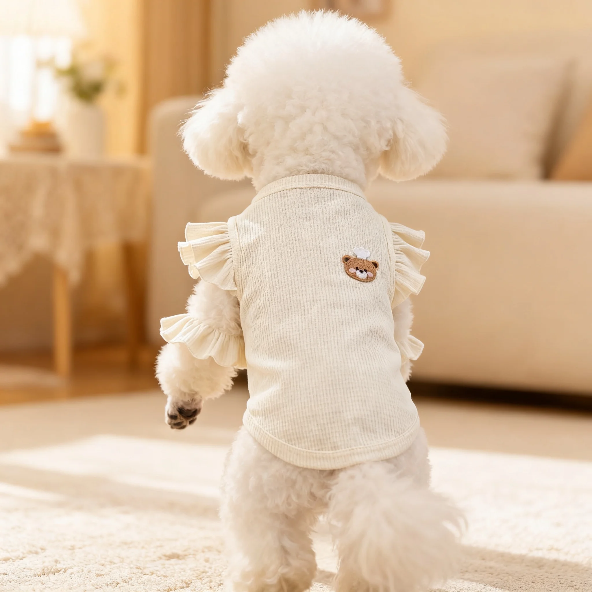 Waffel-Rüschen-Tanktop für kleine Hunde, ärmelloses Haustier-Shirt mit Kochbär-Stickerei, Frühlings- und Sommerkleidung für winzige Welpen – Detail 3