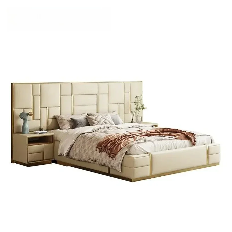 Juego de Muebles de Dormitorio de Lujo con Cama King Size, Cabecera de Madera y Mesitas de Noche, Cama Doble con Mesa Auxiliar Lateral