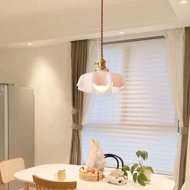 Plafonnier LED plissé de style crème, design macaron, luminaire décoratif d'intérieur, idéal pour une chambre à coucher, un salon ou un balcon