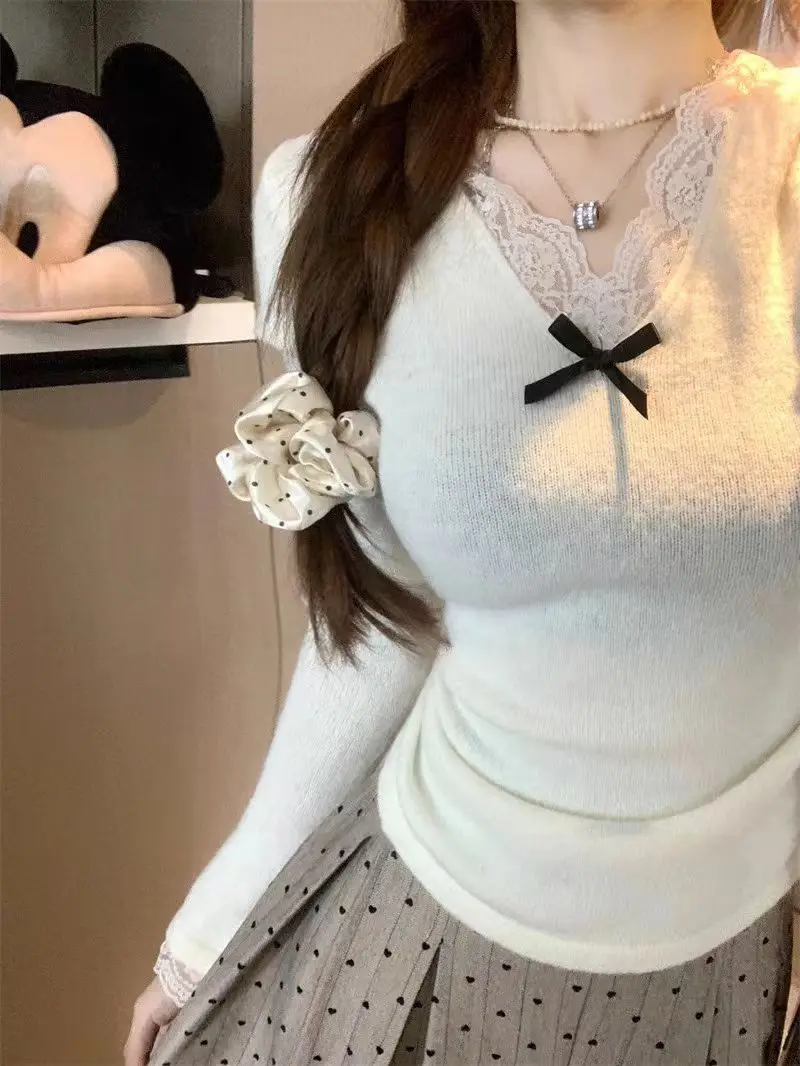 Pure Desire Lace Splice V-neck Long Sleeve T-shirt Women's Autumn New Small Fragrance Style  Knot Slimming Base Shir...